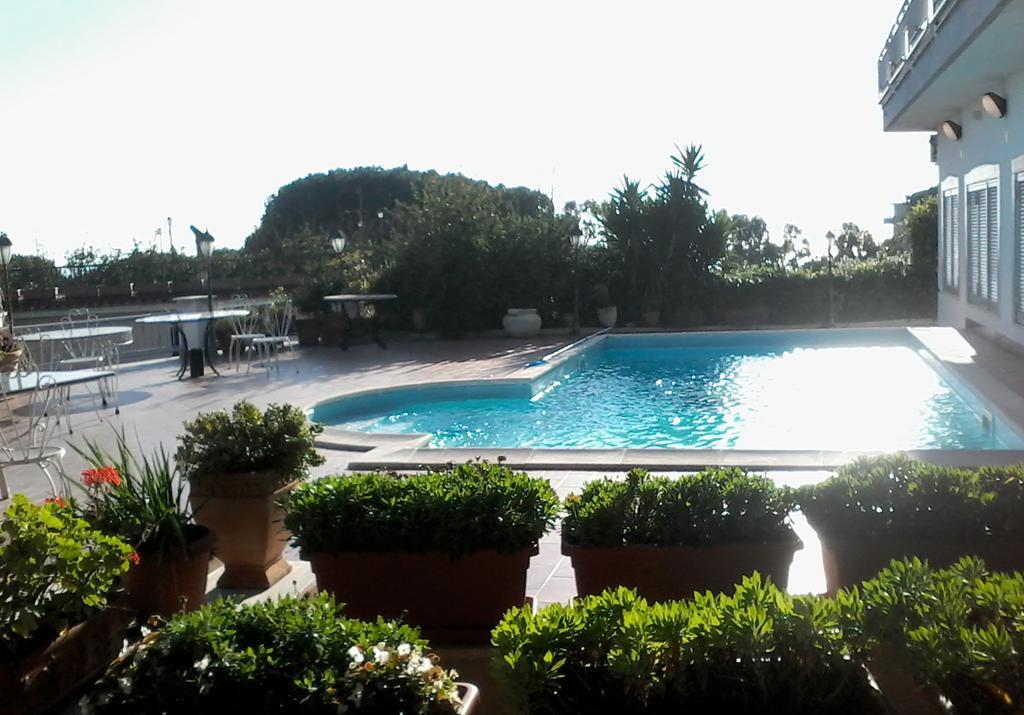 Villa Emilia Pozzuoli Eksteriør billede